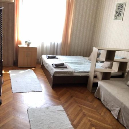 Cozy Flat At Stadionok M Station بودابست المظهر الخارجي الصورة