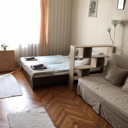Cozy Flat At Stadionok M Station بودابست المظهر الخارجي الصورة