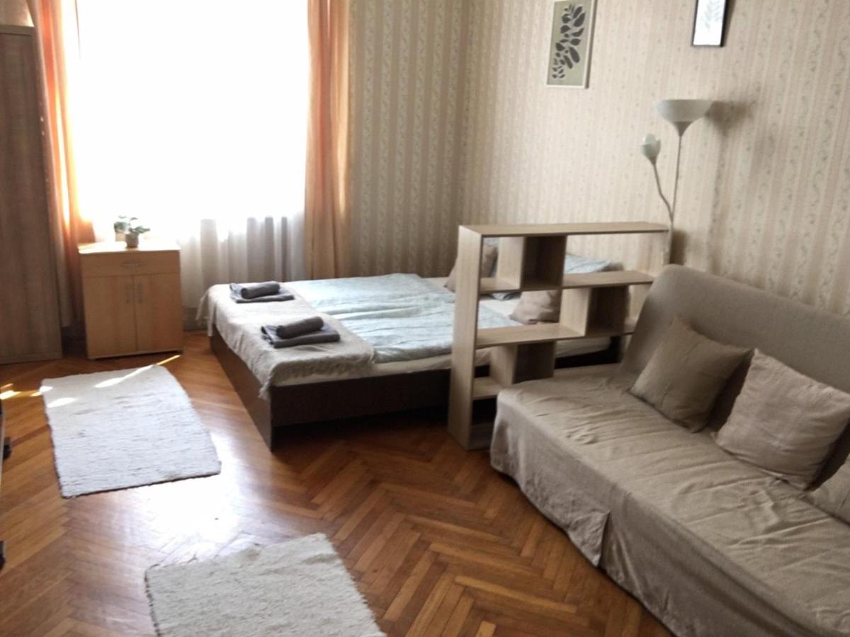 Cozy Flat At Stadionok M Station بودابست المظهر الخارجي الصورة