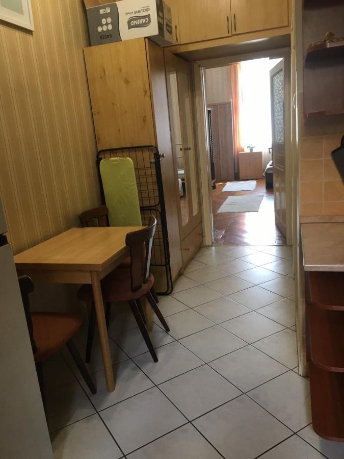 Cozy Flat At Stadionok M Station بودابست المظهر الخارجي الصورة